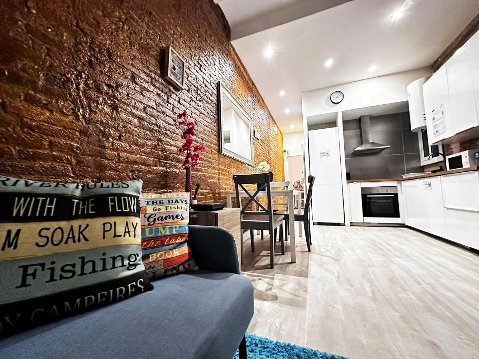 Hostal Bcn Private - City Center Jc